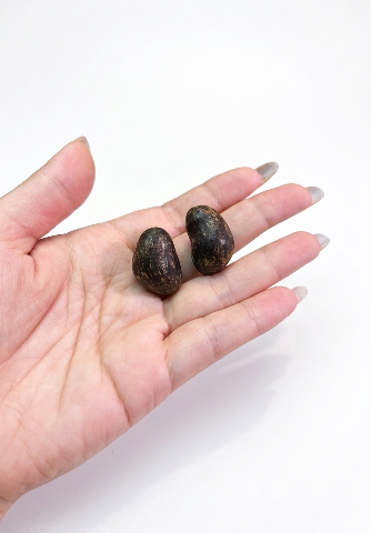 Floating Radiance — Couture Wild Agarwood and Baroque Pearl Mixed-Material Drop Earrings — image 4